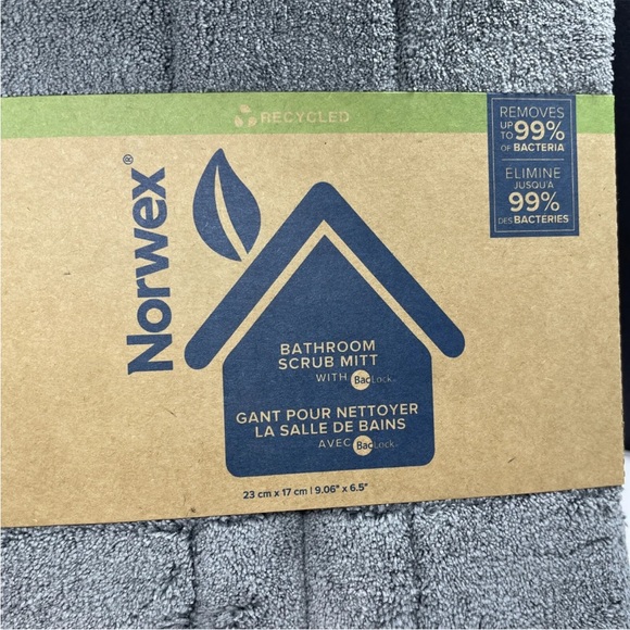 Norwex Bathroom Scrub Mitt in Graphite Brand New. - Picture 2 of 8